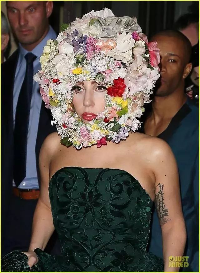 美帽千千万，为何Lady Gaga、凯特王妃、贝嫂都独爱他这一家？
